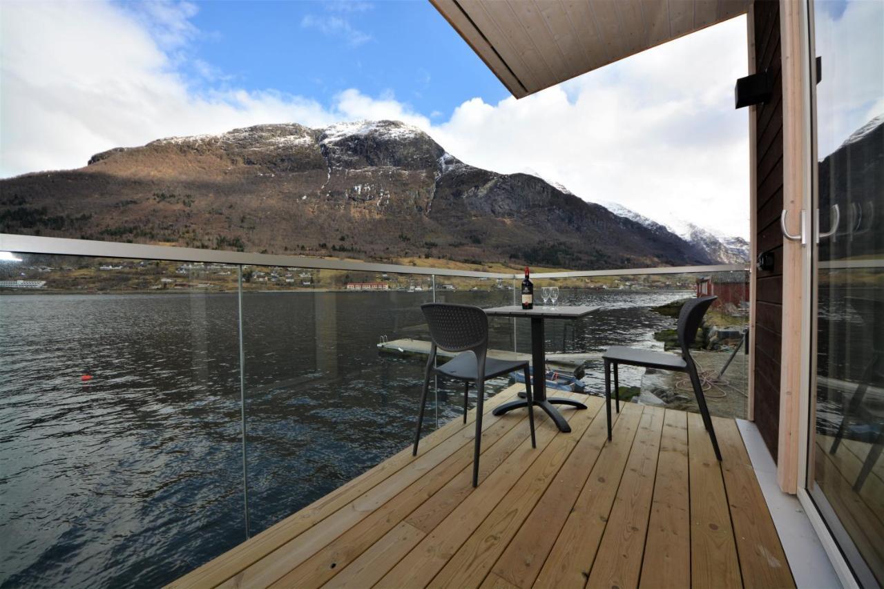 Nesset Fjordcamping Олден Экстерьер фото