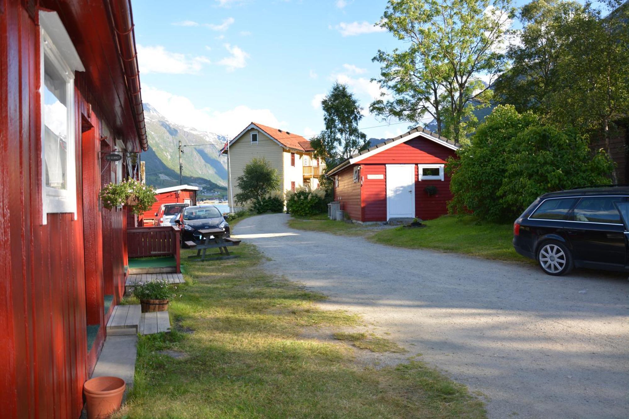 Nesset Fjordcamping Олден Экстерьер фото