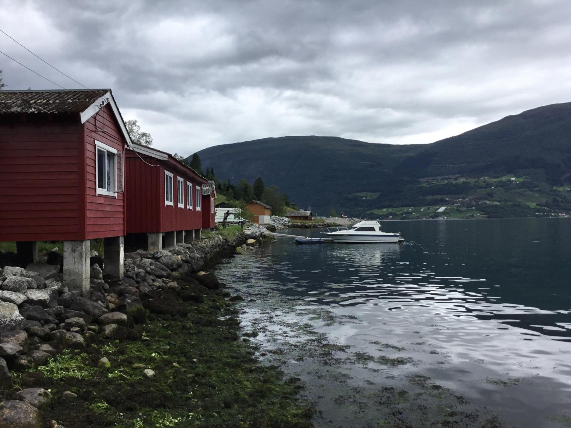 Nesset Fjordcamping Олден Экстерьер фото