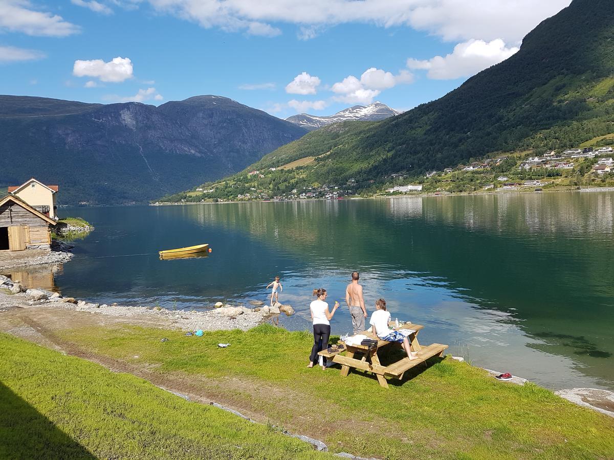 Nesset Fjordcamping Олден Экстерьер фото