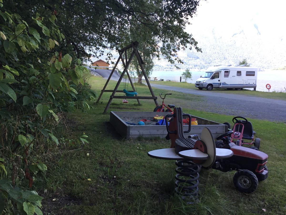 Nesset Fjordcamping Олден Экстерьер фото